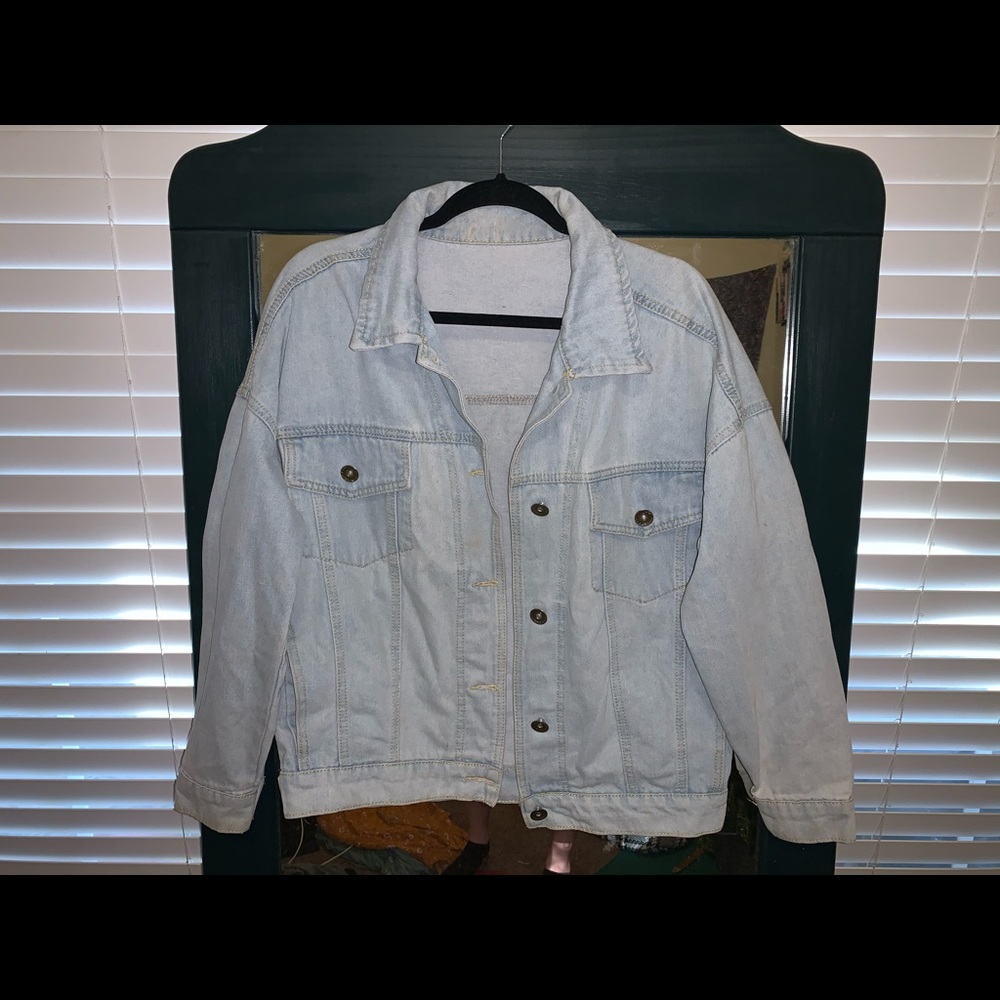 Over sized light washed denim jacket